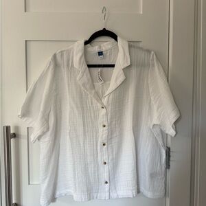 Old Navy Classic White Shirt